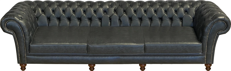 Een Bank Chesterfield 5-zits afmeting 364 br x 92 dp 3 zitkussens houten onderstel koop je bij Meubels and More