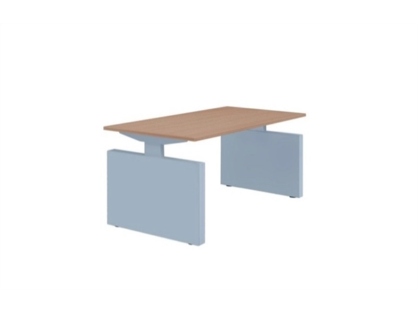 Een Bureau Basic recht met zijwangen instelbaar 62-86cm met kabelgoot koop je bij Meubels and More