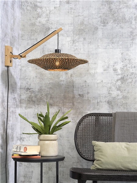 Een Wandlamp Bali bamboe nat. kap 44x12cm zw. nat S koop je bij Meubels and More