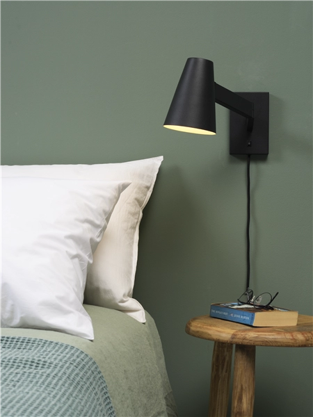 Een Wandlamp ijzer Biarritz h.22xb.40cm kap dia.12xh.16cm zwart koop je bij Meubels and More