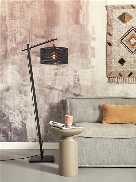 Een Vloerlamp Java S bamboe zw h.150cm kap dia.32xh.18cm zw. koop je bij Meubels and More