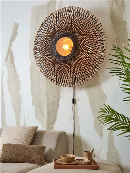 Een Wandlamp Kalimantan bamboe dia.87x20cm naturel zwart L koop je bij Meubels and More