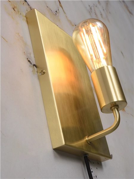 Een Wandlamp ijzer Madrid 15xh.25cm goud L koop je bij Meubels and More