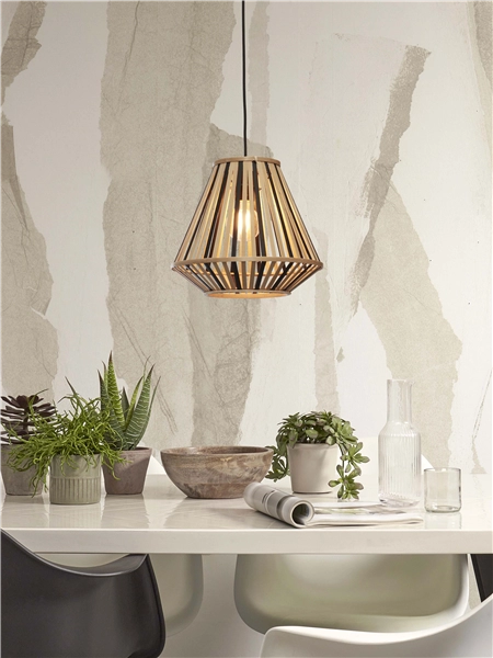 Een Hanglamp Merapi bamboe diamond 30xh.30cm zwart naturel koop je bij Meubels and More