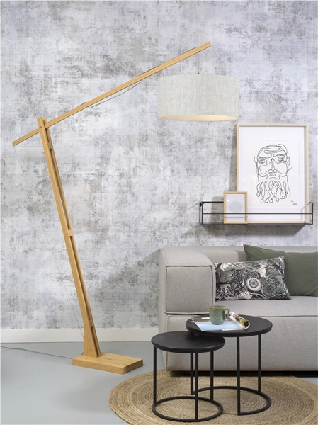 Een Vloerlamp Montblanc bamboe h.207 kap 47x23cm eco linnen licht koop je bij Meubels and More