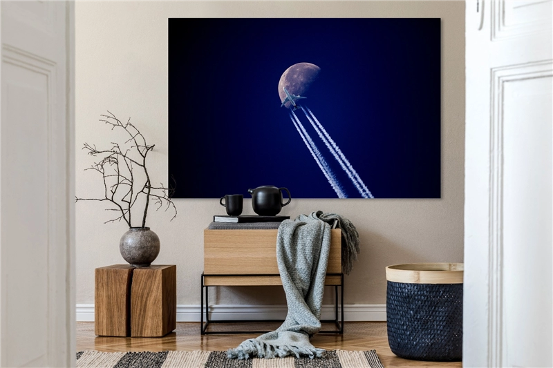 Een Wanddecoratie The Mooncrosser 148x98cm Dibond wit koop je bij Meubels and More